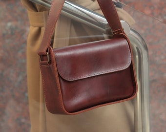 leather crossbody bags, leather purse, leather bag, shoulder bag, leather handbag, small crossbody bag, crossbody purse, cross body bag