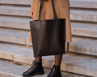 tote bag, personalized tote bag, bridesmaid tote, leather tote bag, leather shoulder bag, tote bag with zipper, laptop tote bag, tote bags