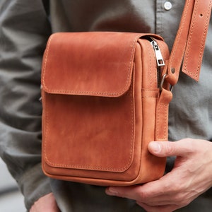 crossbody bag men, mens shoulder bag, messenger bag, mens crossbody bag, mens messenger bag, leather shoulder bag