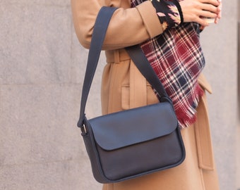 leather crossbody bag, cross body bag, leather purse, crossbody purse, leather bag, shoulder bag, leather handbag, small crossbody bag