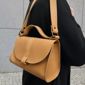 crossbody bags, Leather bag, leather handbags for women, crossbody bags for women, personalized bags for women, leather purse women image 3