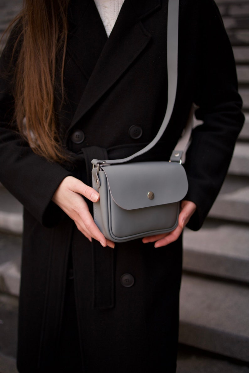 bolso bandolera pequeño, bandolera de cuero, bolsos bandolera, monedero de cuero mujer, bolso bandolera pequeño, bandolera bandolera, bandolera imagen 4