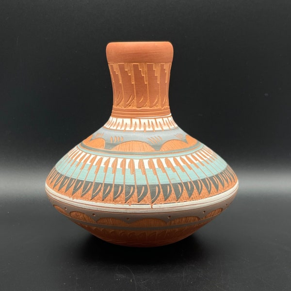 Signed Navajo Pottery / Etched Clay Pottery Vase / Handmade and Hand Painted Etched Red Clay / Agnes Woods Signed / TheShopsInUptown DN
