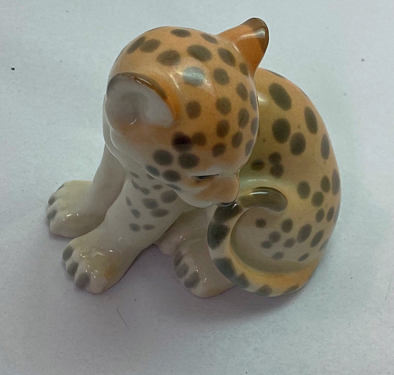 porcelain leopard