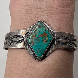 Cuff Bracelet / Artist Signed Navajo Handmade Sterling Silver Cuff Bracelet With Diamond Shaped Carico Lake Turquoise #ST25 TheShopsInUptown