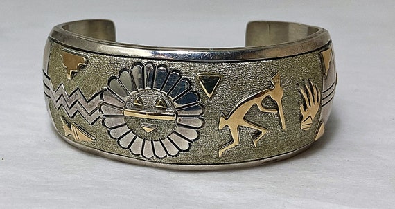 Rare Native American Navajo Signed Sterling Silver Geometric Sunface Handcarved Bracelet Rare Native American Navajo Signed Sterling Silver Geometric Sunface Handcarved Bracelet