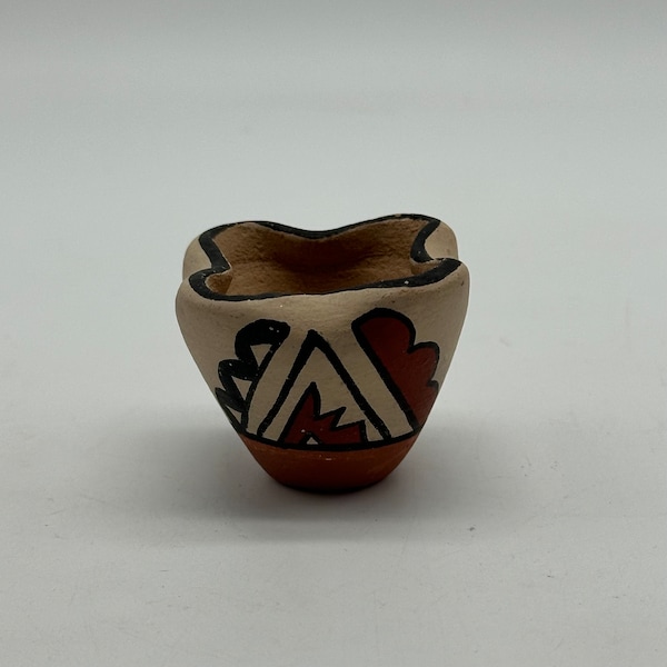 Signed Tosa Jemez Pueblo Handmade and Painted Mini Pottery Bowl / Vintage Jemez Crimped Mini Pottery Bowl / TheShopsInUptown #DN