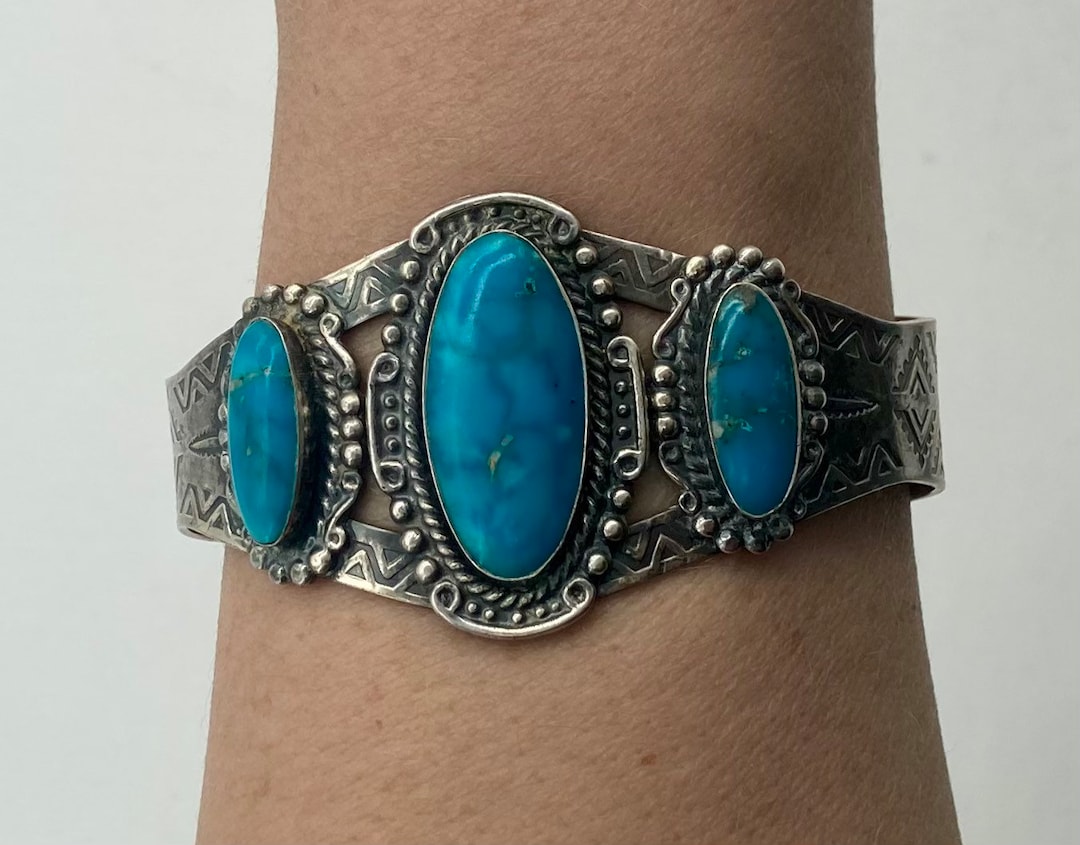 Fred Harvey Era Sterling Native American Charm Bracelet main image 0