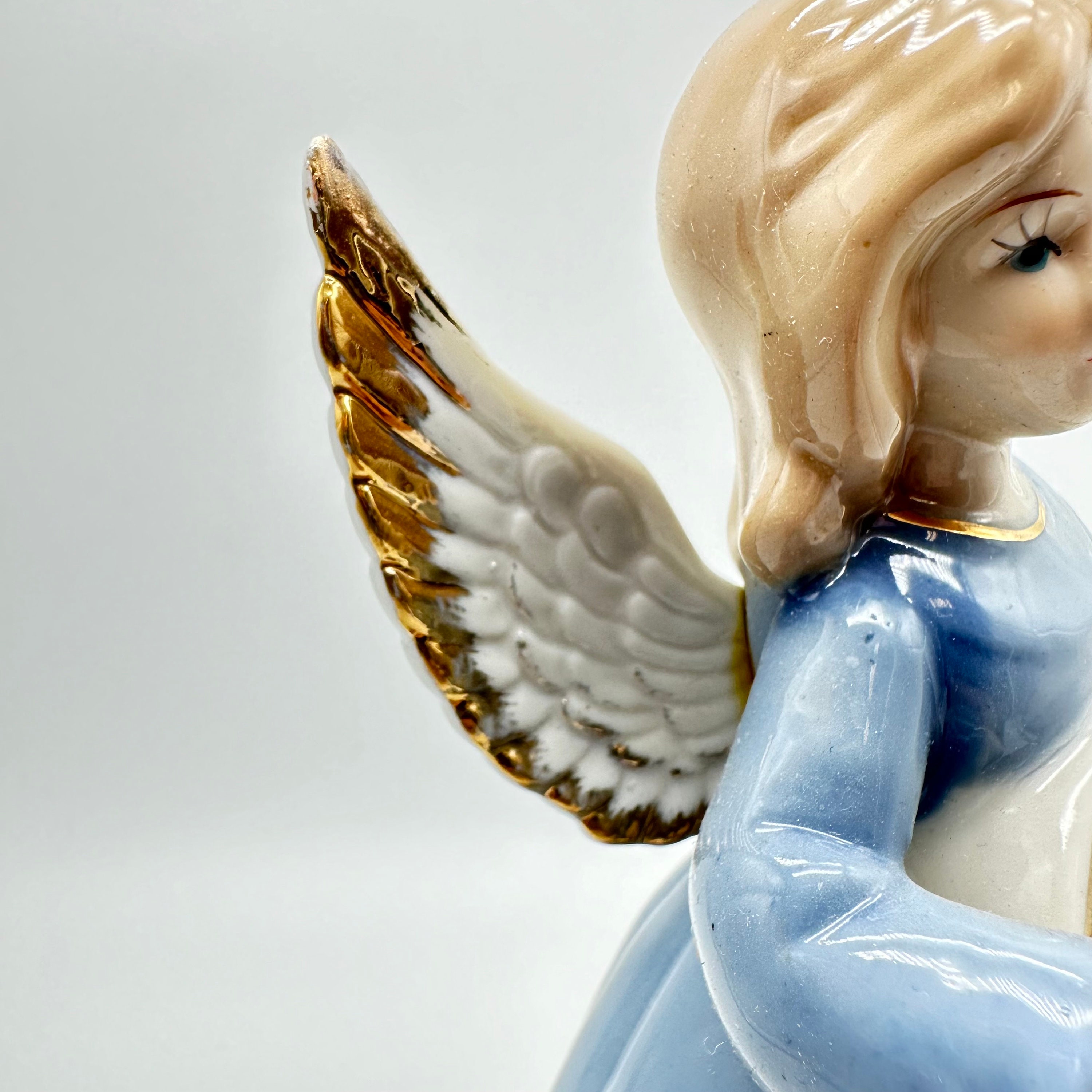 Enesco Glazed Porcelain With Gold Trim Angel Playing Lute