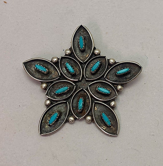 Coral Wagonwheel Vintage Native American Zuni Sterling Silver Pin Pendant Coral Wagonwheel Vintage Native American Zuni Sterling Silver Pin Pendant
