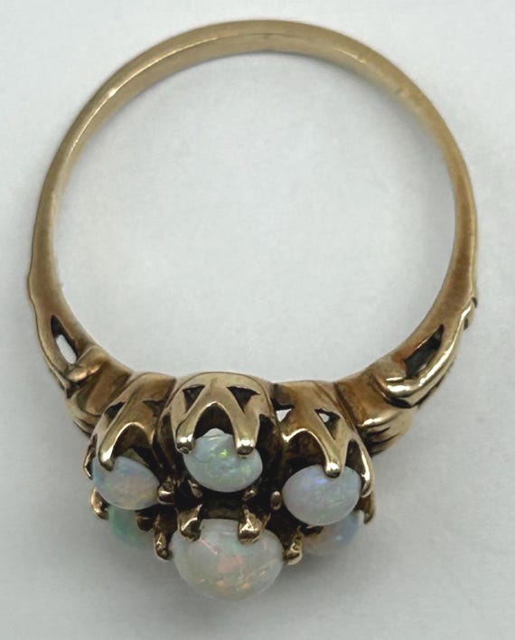 10 Karat Gold Ring with Opal Gems / Size 7 // DN … - image 9