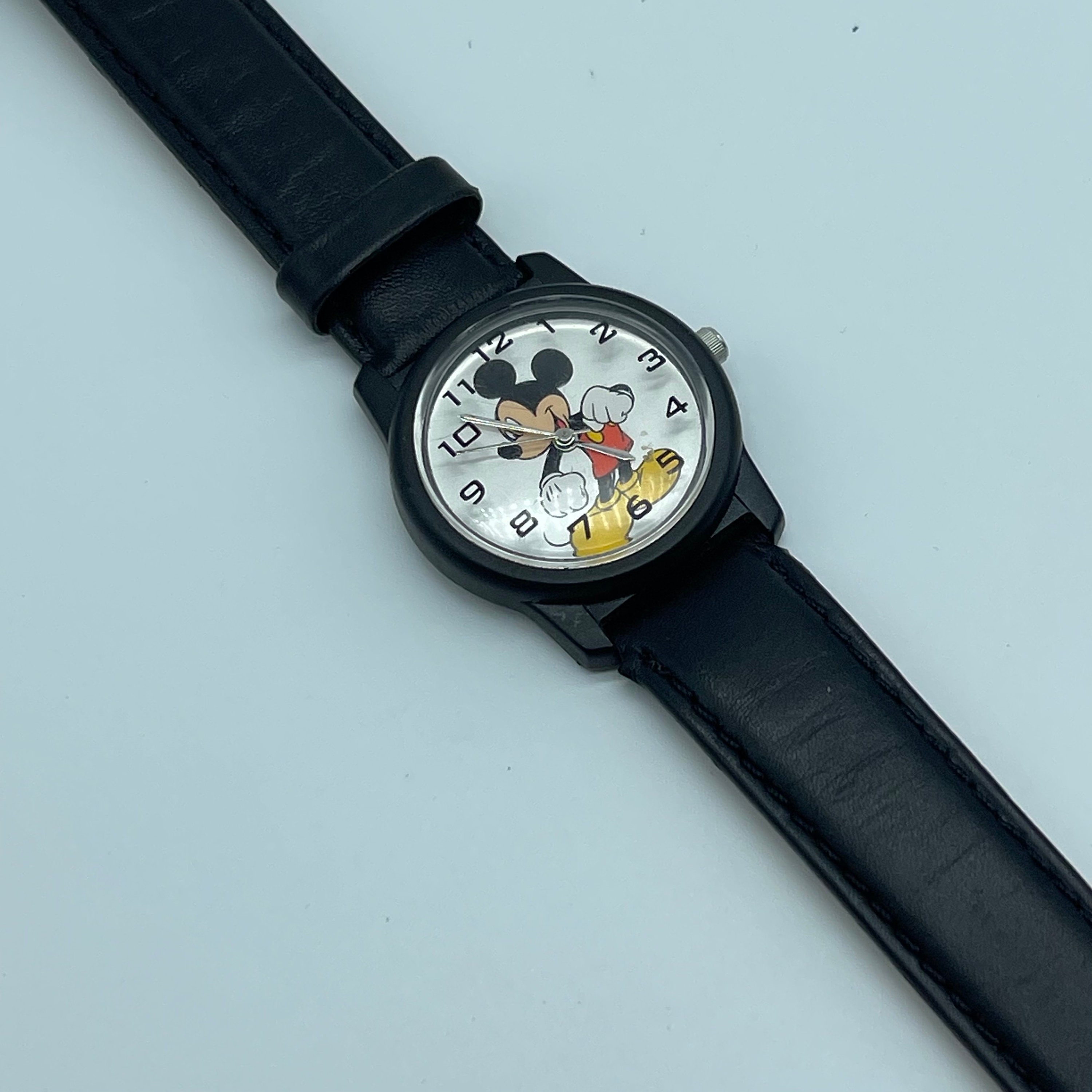 Vintage Disney Mickey Mouse Seiko Watch / Leather Band Model  display picture 1