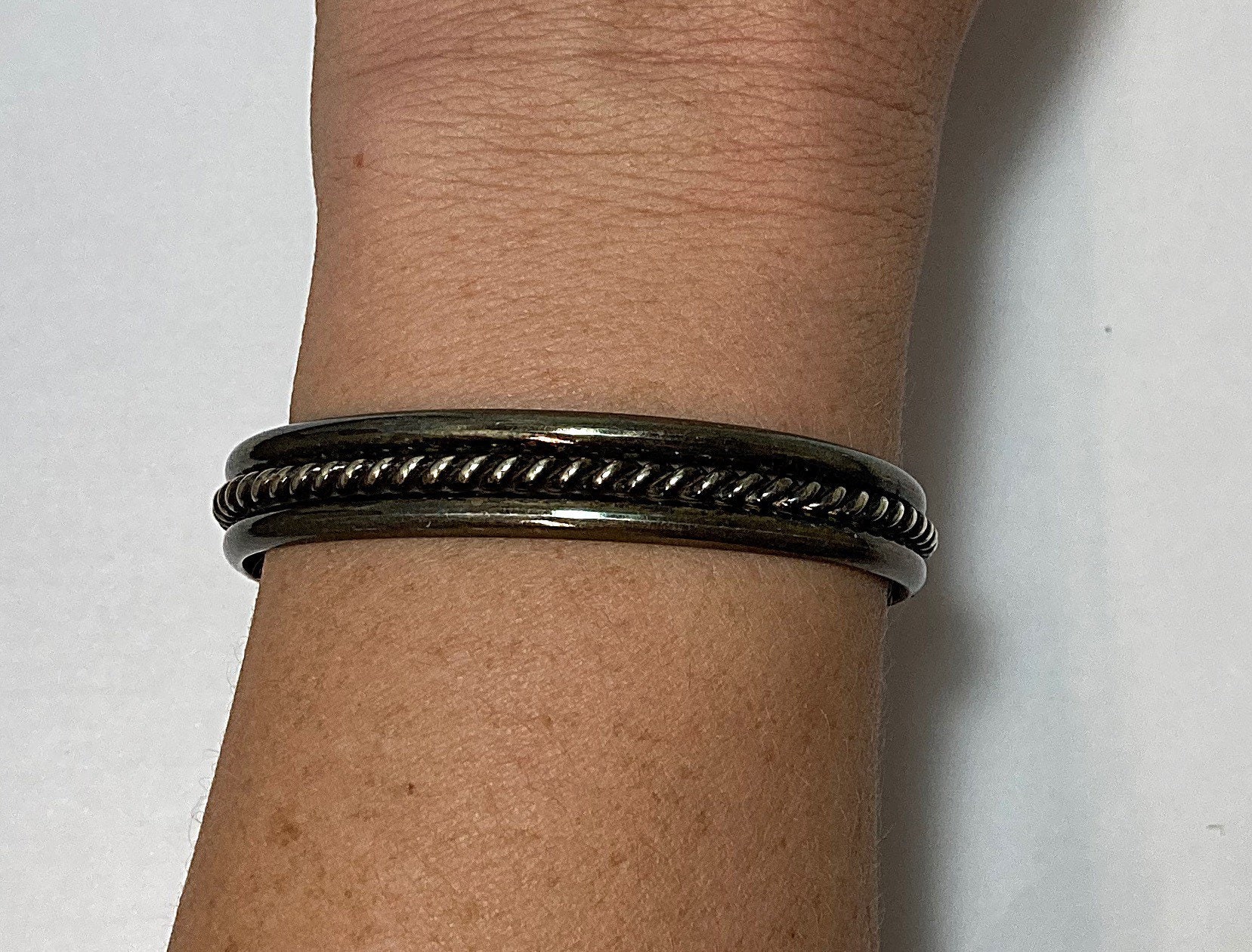 Navajo Handmade Sterling Silver Cuff Bracelet / Artist