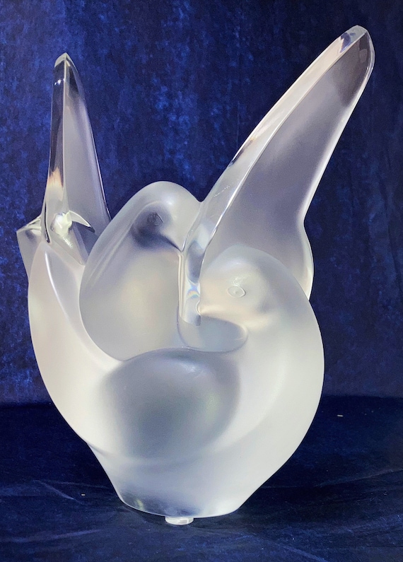 Lalique Love Birds Glass Art Vase / Lalique Frosted Glass Doves
