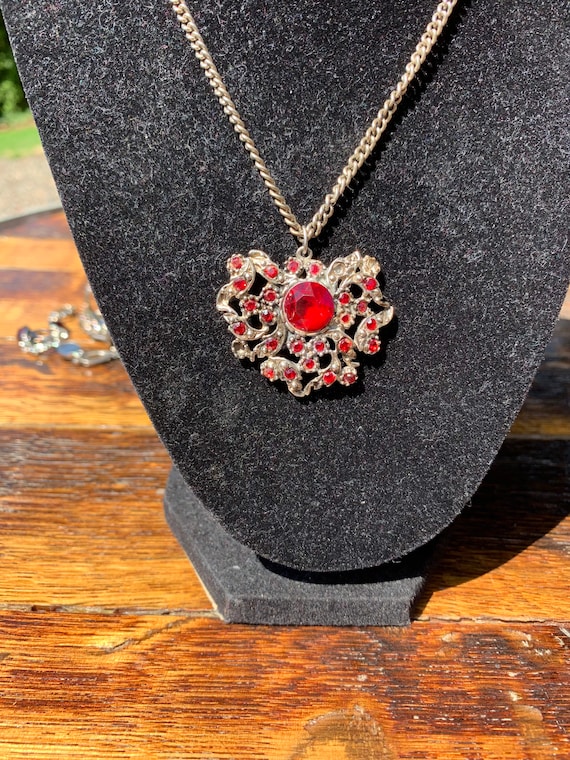 Vintage red jewel necklace