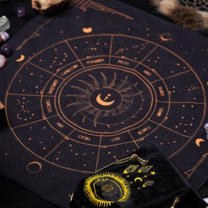 Black Gold Velvet Tarot Bag & Cloth Set: Zodiac Spread