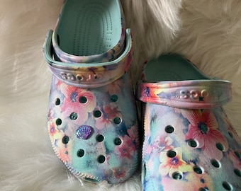 Seashell shoe charm