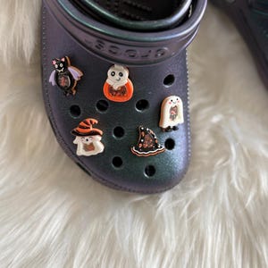 Halloween snow globe shoe charm