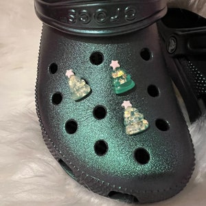 Glitter Christmas tree shoe charm