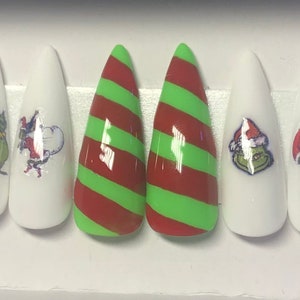 Grinch press on nails