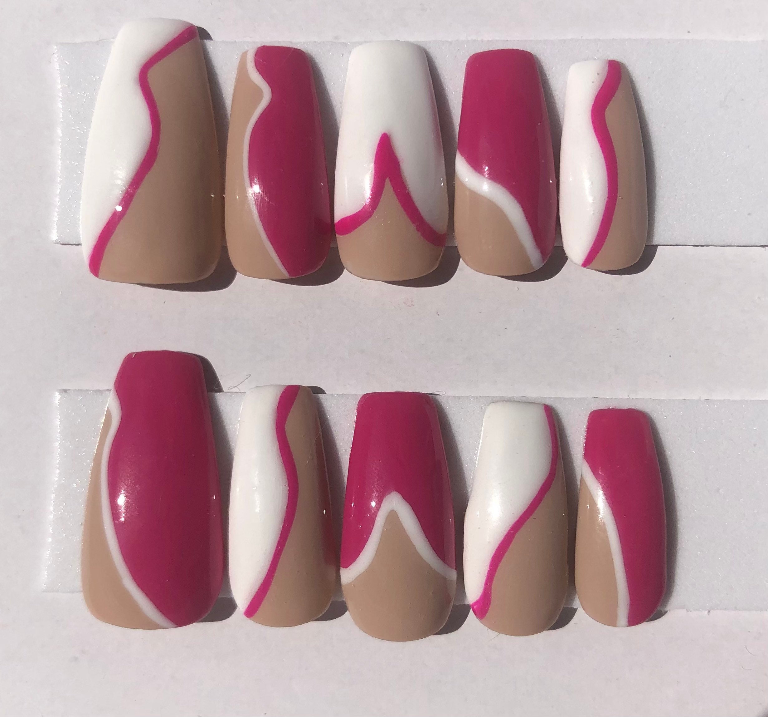 Pink and white mod press on nails