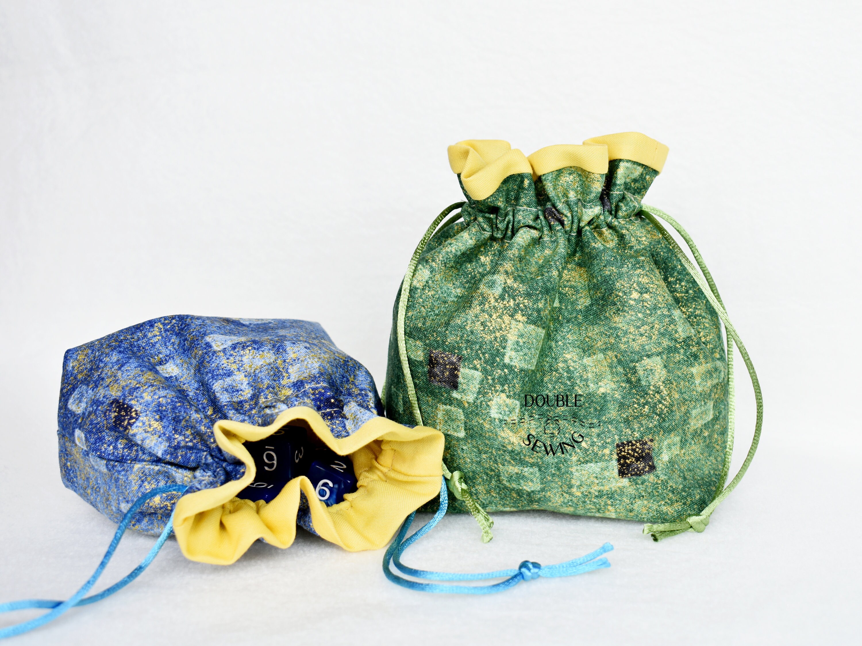 Dice bag of holding Sewing pattern PDF 3 Sizes Drawstring | Etsy