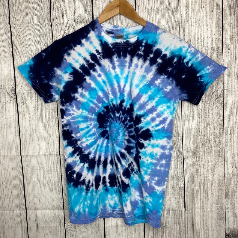 Blue Tie Dye Shirt Spiral Tie Dye Navy Blue Ice Blue Light | Etsy