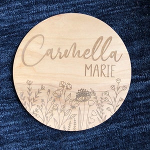 Flower Name Round | Baby Name Sign For Hospital | Mini Baby Sign | Floral Announcement Round | Birth announcement | Nursery Decor