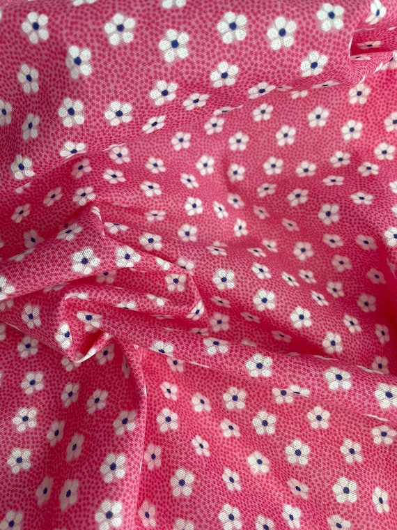 Pink Ditsy Small Flower Poly Cotton Fabric, Dress Fabric, Craft Fabric, Polyester  Cotton, 44 Inch Wide, Polycotton - Etsy