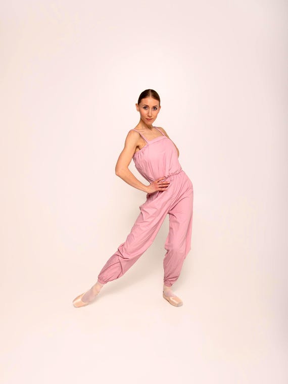 Ballet Warm-up Jumpsuit: Loose Fit, Sauna Effect, Wide Range of
