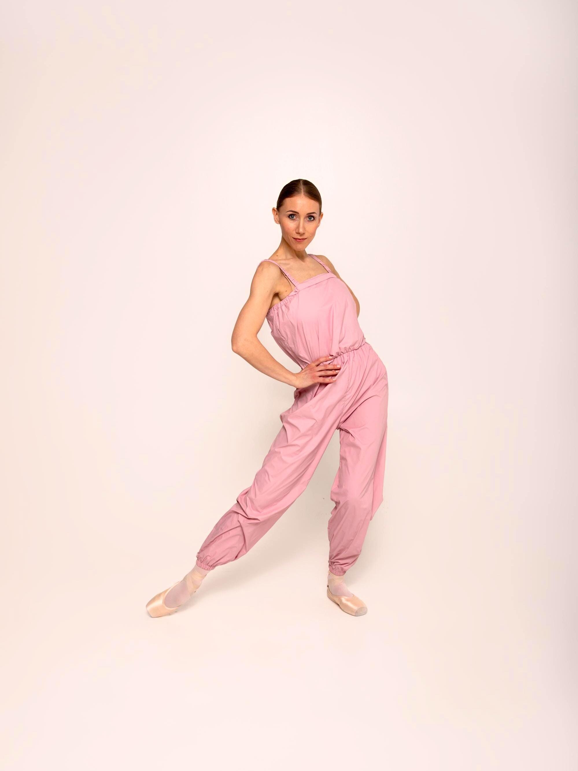 Ballet Warm-up Jumpsuit: Loose Fit, Sauna Effect, Wide Range of