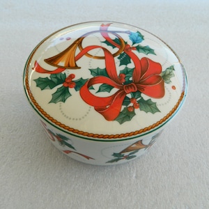 Vintage MIKASA Jubilation Ceramic Trinket Box H503