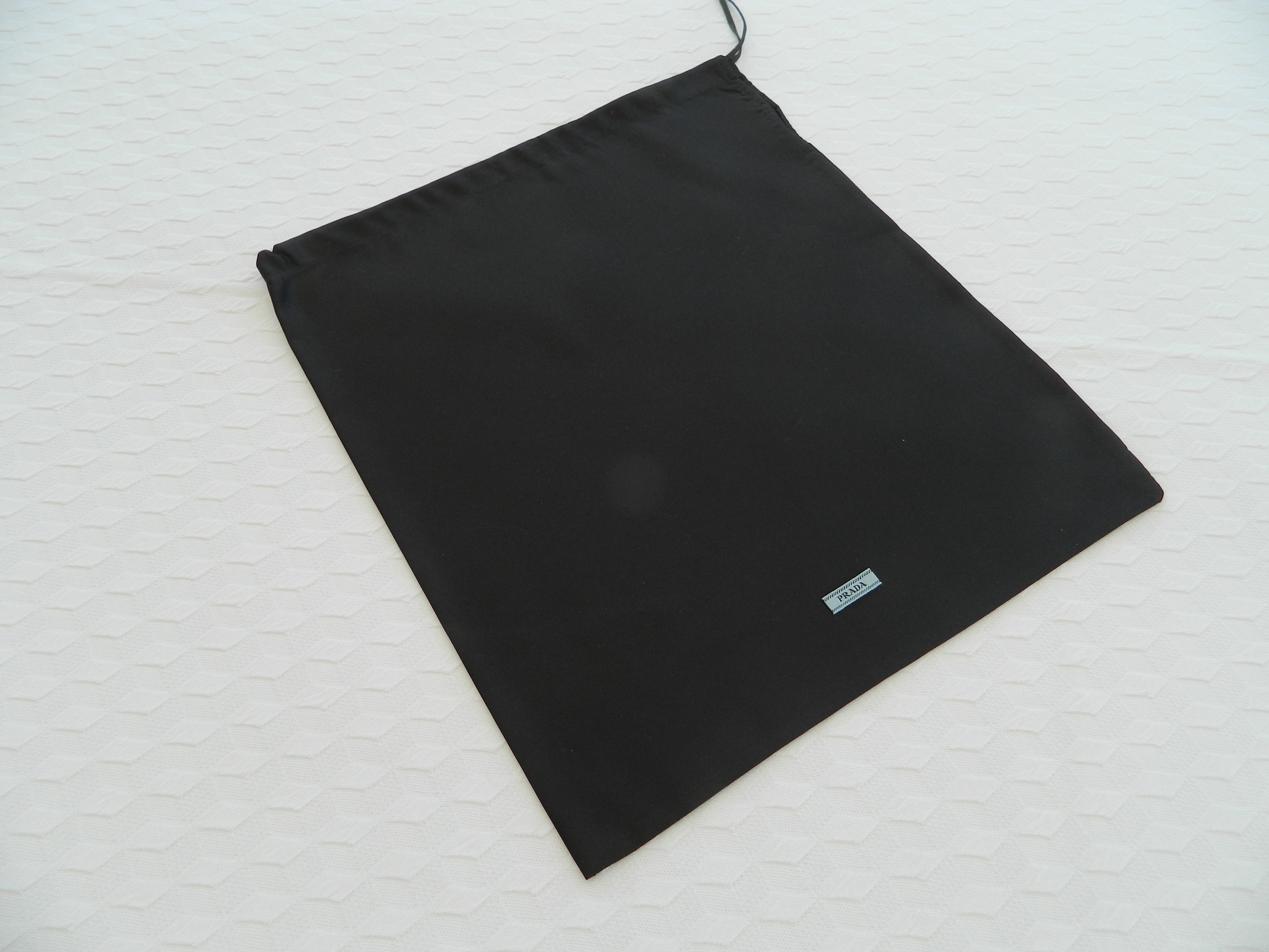 Klasik' MNL - Prada Bag 💯 Inclusion: Box, Dust bag and