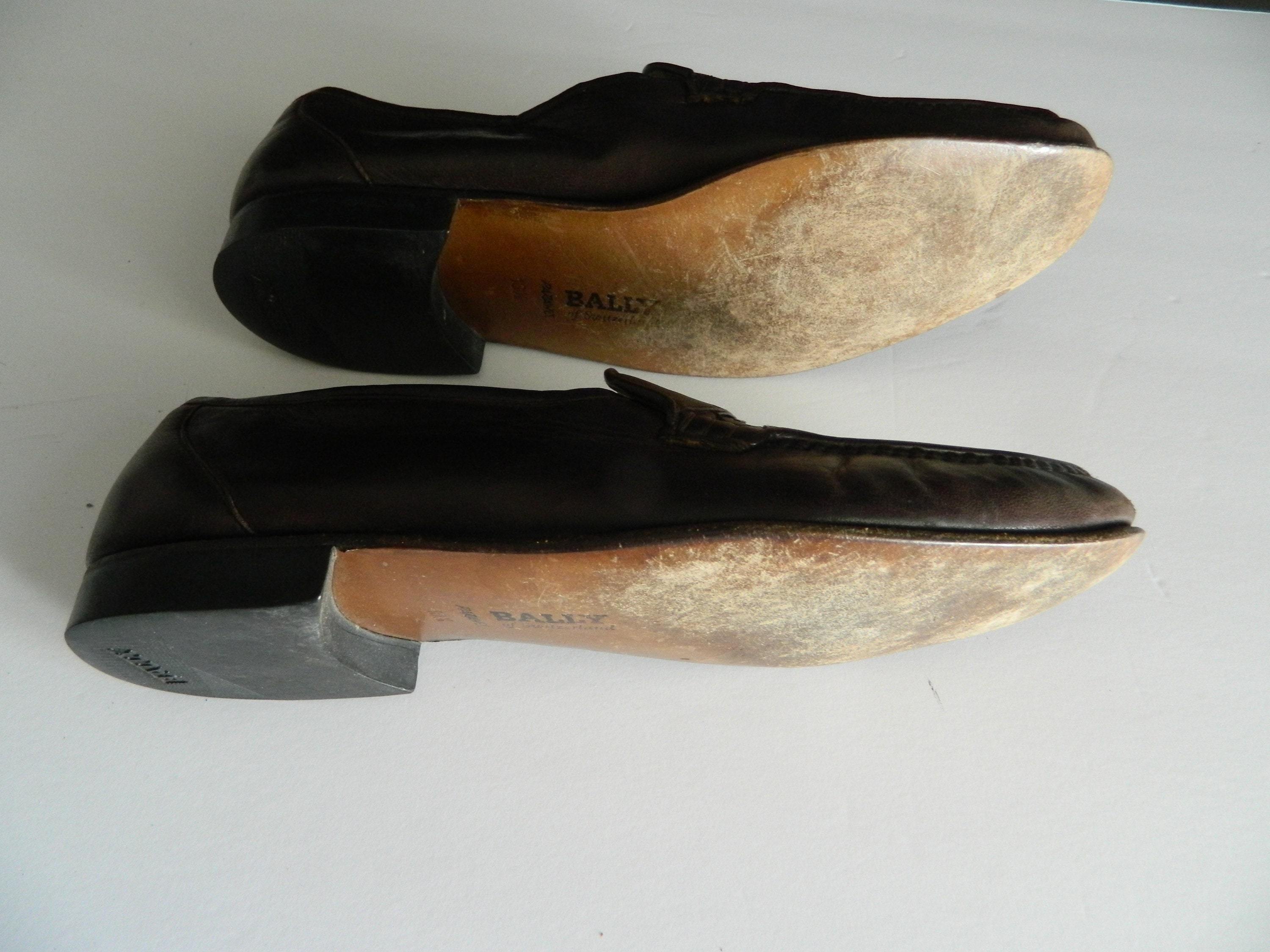Vintage BALLY in SWITZERLAND Dark Blue Loma Slip-on Classic Loafers - size 8.5 Bally Original Vintage Shoes for Men for sale | eBay main image 3
