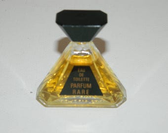 Jacomo De Jacomo Eau De Toilette Spray 3.4 Oz / 100 Ml by Jacomo