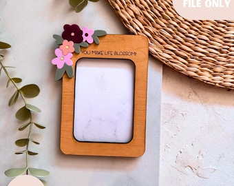 Mother’s Day Photo Frame SVG, Wallet Size Picture Frame, Fridge Magnet Laser Cut File, Glowforge Engrave & Cut Design, Modern Photo Frame