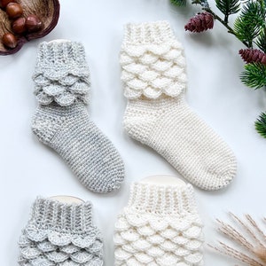 Crochet pattern Cutie Socks, English US Terms