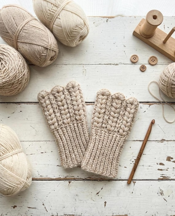 Heirloom Crochet Hand Warmers Pattern – Textured Fingerless Gloves - PDF English - Us-terms