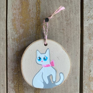 Peinture sur tranches de bois Joli chaton curieux | Petite oeuvre d'art originale faite main, oeuvre d'art murale suspendue, décoration miniature en bois Cottagecore, oeuvre d'art de chat