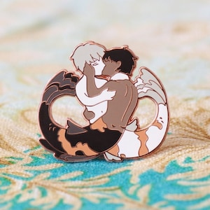 Koifriends enamel pin