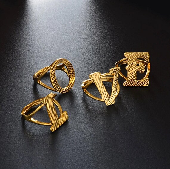 sustantivo derrocamiento Mona Lisa Anillos iniciales bañados en oro de 18K / Anillos de letras - Etsy México sustantivo derrocamiento Mona Lisa Anillos iniciales bañados en oro de 18K / Anillos de letras - Etsy México