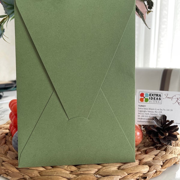 Busta Colore Verde - 14x20 Cm - Carta Luxury - Busta Verticale - Busta Triangolare Flap - Free Express Shipping