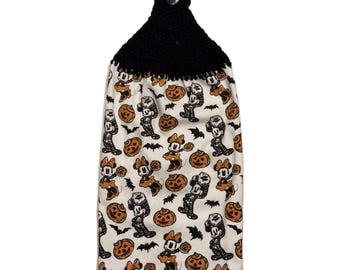 Crochet Top Kitchen Towel - Mickey Mouse / Minnie Mouse Halloween