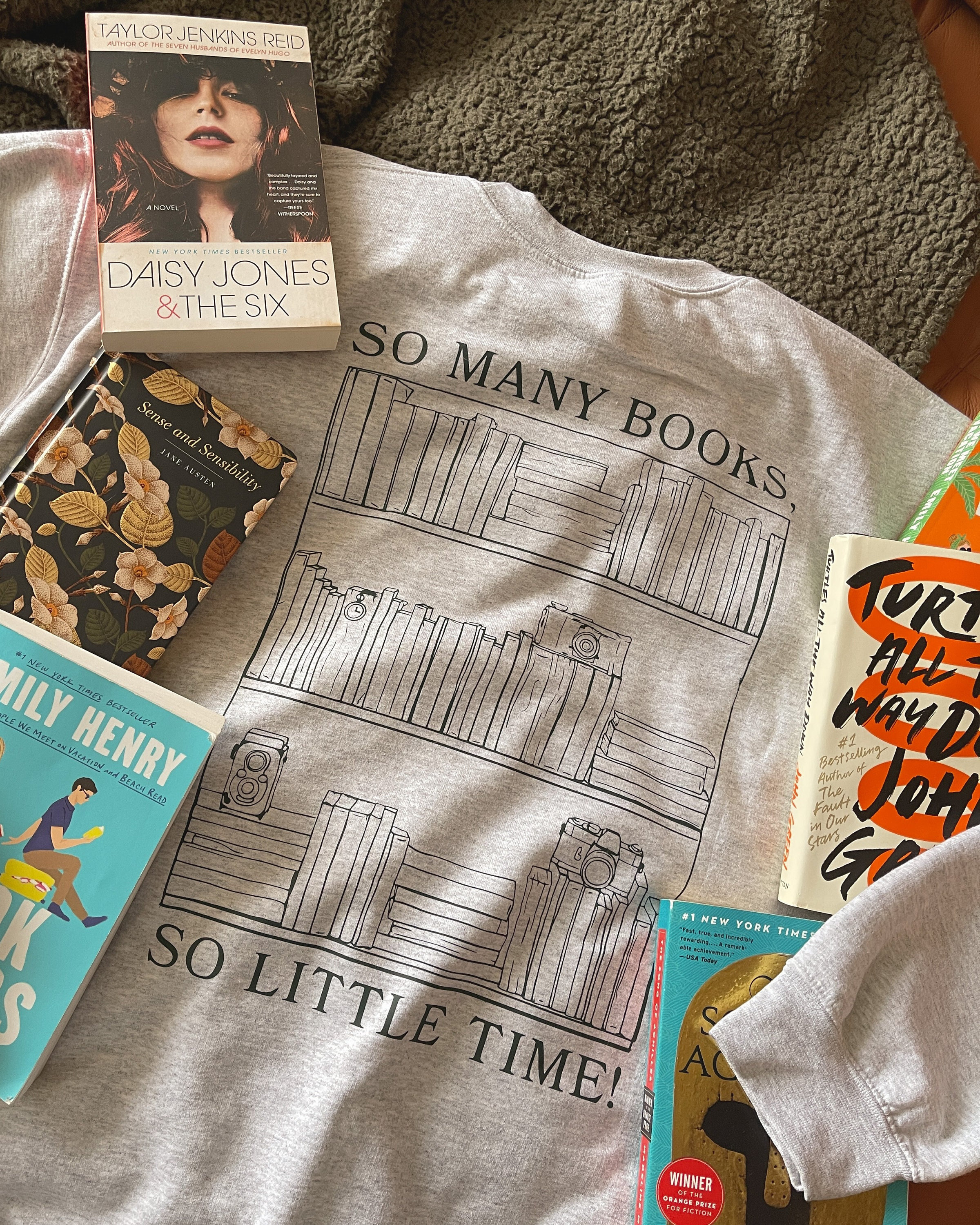 The Book Lover Sweatshirt is getting two new looks💐 The book lover sweatshirt is now available in Blue and Purple 💜💙 I saw these floral fabrics and knew I had to put The Book Lover Sweatshirt is getting two new looks💐 The book lover sweatshirt is now available in Blue and Purple 💜💙 I saw these floral fabrics and knew I had to put
