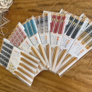 Bamboo Chopsticks, Set of 5 pairs Chopsticks, Chopsticks Set, Dining Table Set, Chopsticks Japan Vietnam China Kitchen, Dishwasher safe