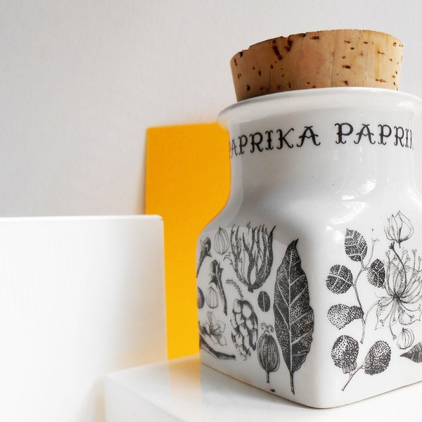 Vintage Arabia of Finland PAPRIKA Spice Jar Cork Stopper Mint Esteri Tomula Ulla Procopé Modern Mid Century Mod Eco Spice Kitchen Rare NUSEE