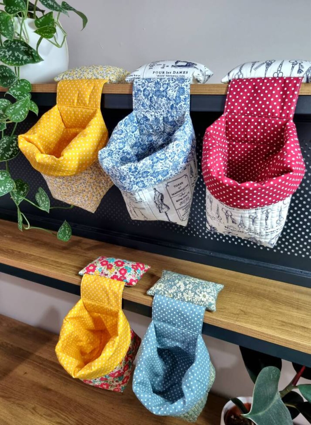 Thread Bin and Pin Cushion / Thread Catcher/ Pin Cushion/ Quilted