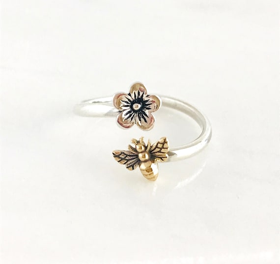 Adjustable Bee Ring, Flower Ring, Silver Bee Ring, Bee Jewelry