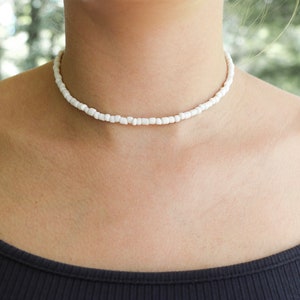 White Beaded Choker, White Seed Bead Choker, Beach Necklace, Trendy Chokers, Pura Vida, Glass Bead Necklace, Summer Necklace, Adjustable