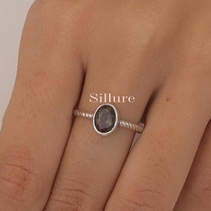 Garnet Ring - 925 Sterling Silver Ring - January Birthstone Ring - Faceted Gemstone Ring - Oval Shaped Jewellery - Birthday Gift For Her